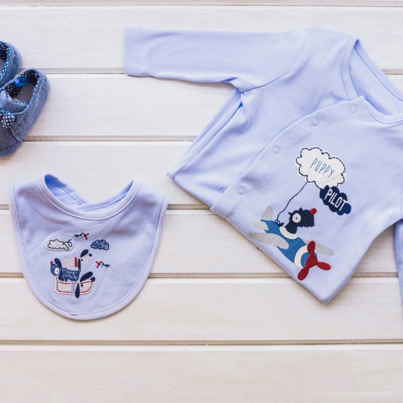 Tops & t-shirts